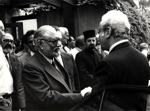 With Javier Pérez de Cuéllar, Secretary-General of the United Nations, 1985 - big